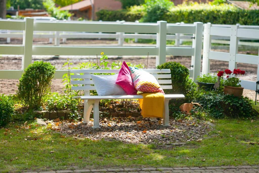 Apartment Gaestehaus Schloss Bothmer シュヴァルムシュテット エクステリア 写真